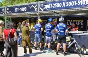Comienza a sentirse en Hermosillo la fiesta del Tour de France con entrega de kits a ciclistas en Parque Madero