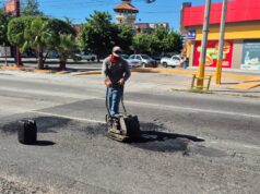 Sin descanso acciones intensivas de bacheo en Hermosillo