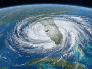 Huracán Isaías golpea la costa de Florida y deja víctimas mortales y miles de hogares sin electricidad