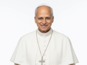 El papa León XIV es operado por cáncer de pulmón; el Vaticano reporta evolución favorable